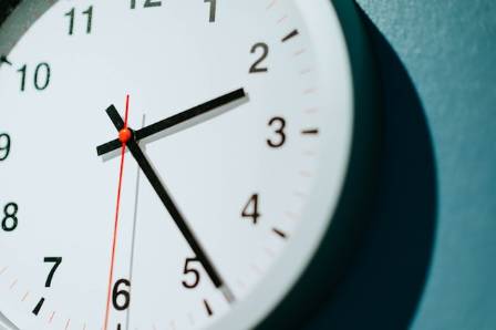 Choose the right Wall Clock for your home